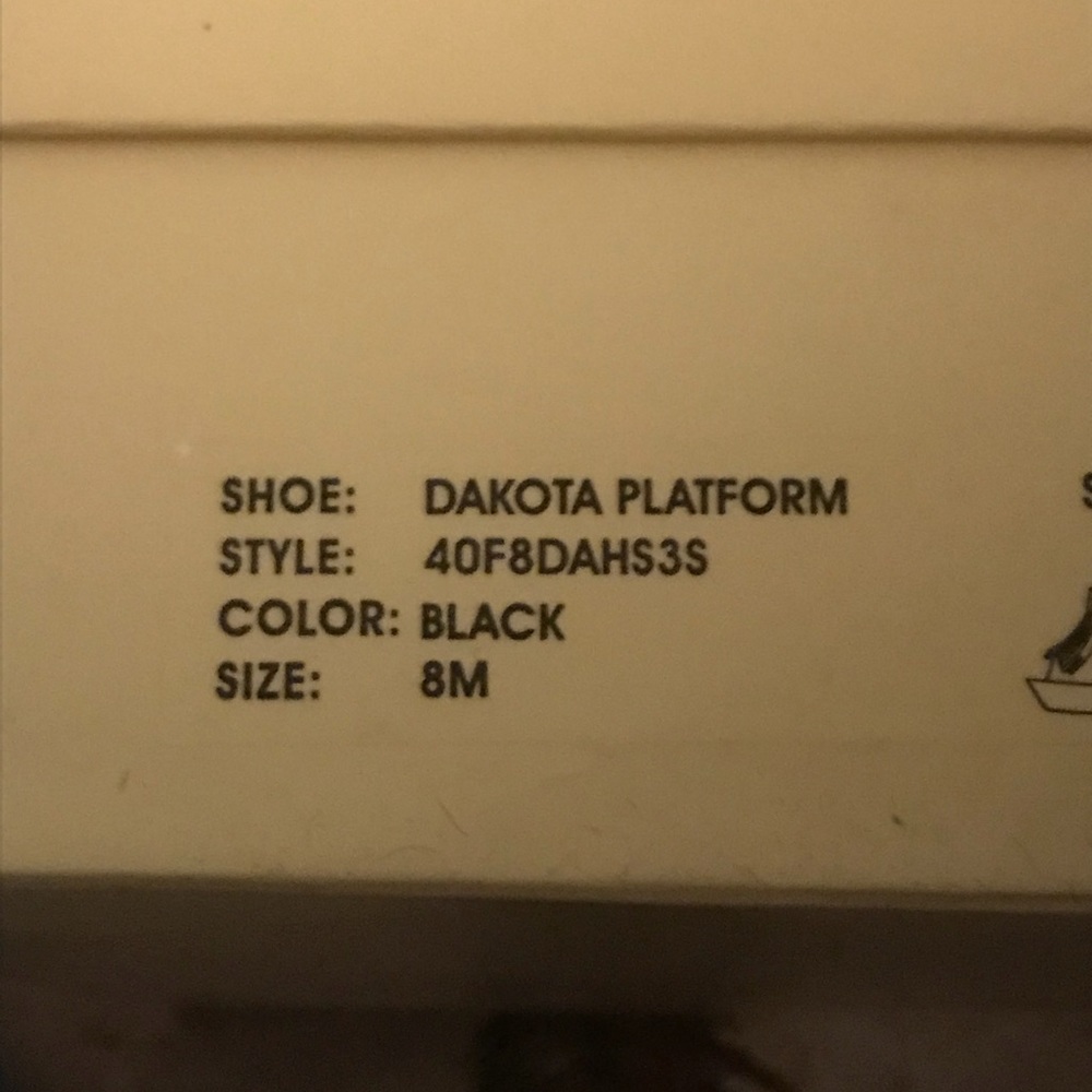 Michael Kors Dakota platform